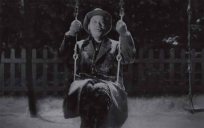 ikiru filminde takashi shimura (watanabe) salıncakta sallanıyor